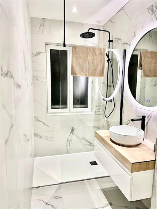 L'Eclat Prestigieux : Quartier Henriville Amiens Buitenkant foto