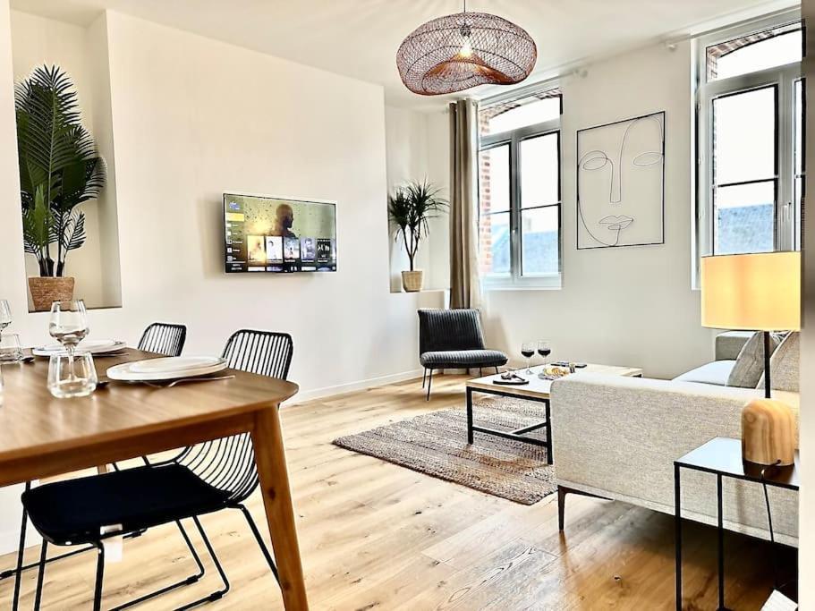 L'Eclat Prestigieux : Quartier Henriville Amiens Buitenkant foto